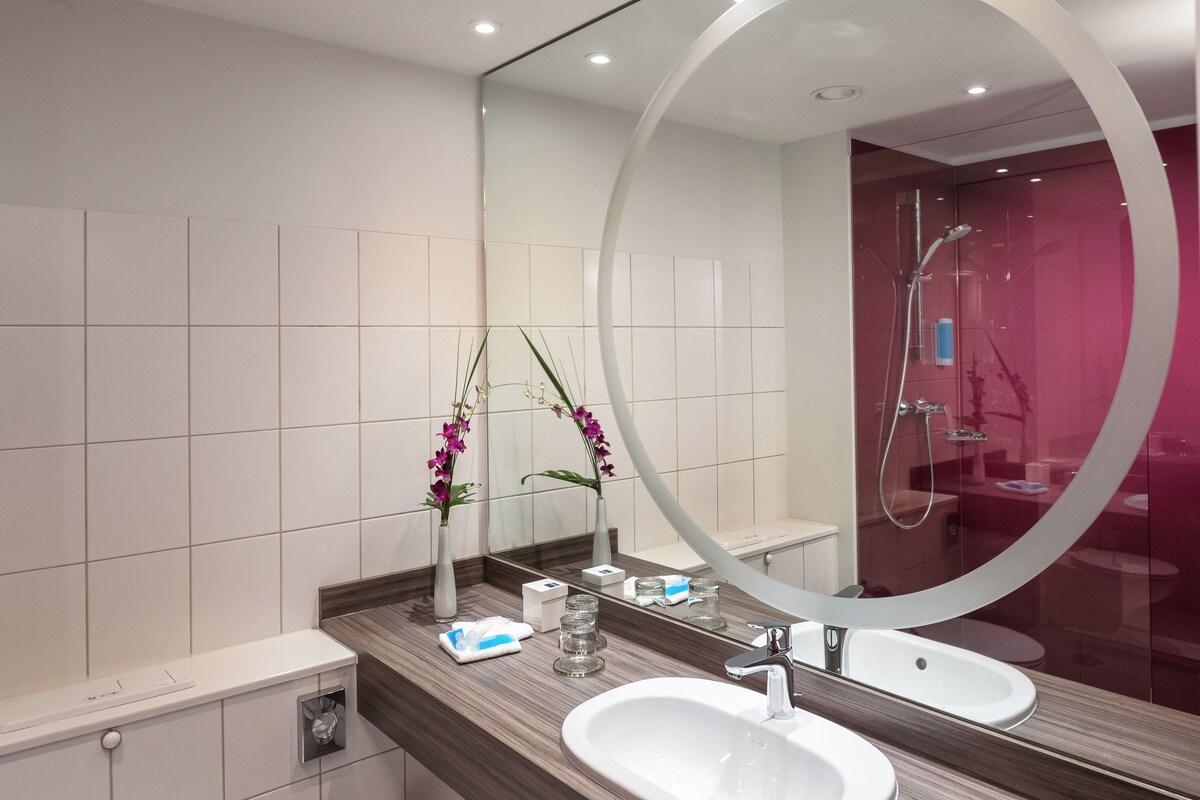 Bathroom | Shower, eco-friendly toiletries, hair dryer, towels