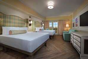 Hypo-allergenic bedding, in-room safe, blackout curtains - Disney's BoardWalk Inn (Lake Buena Vista)