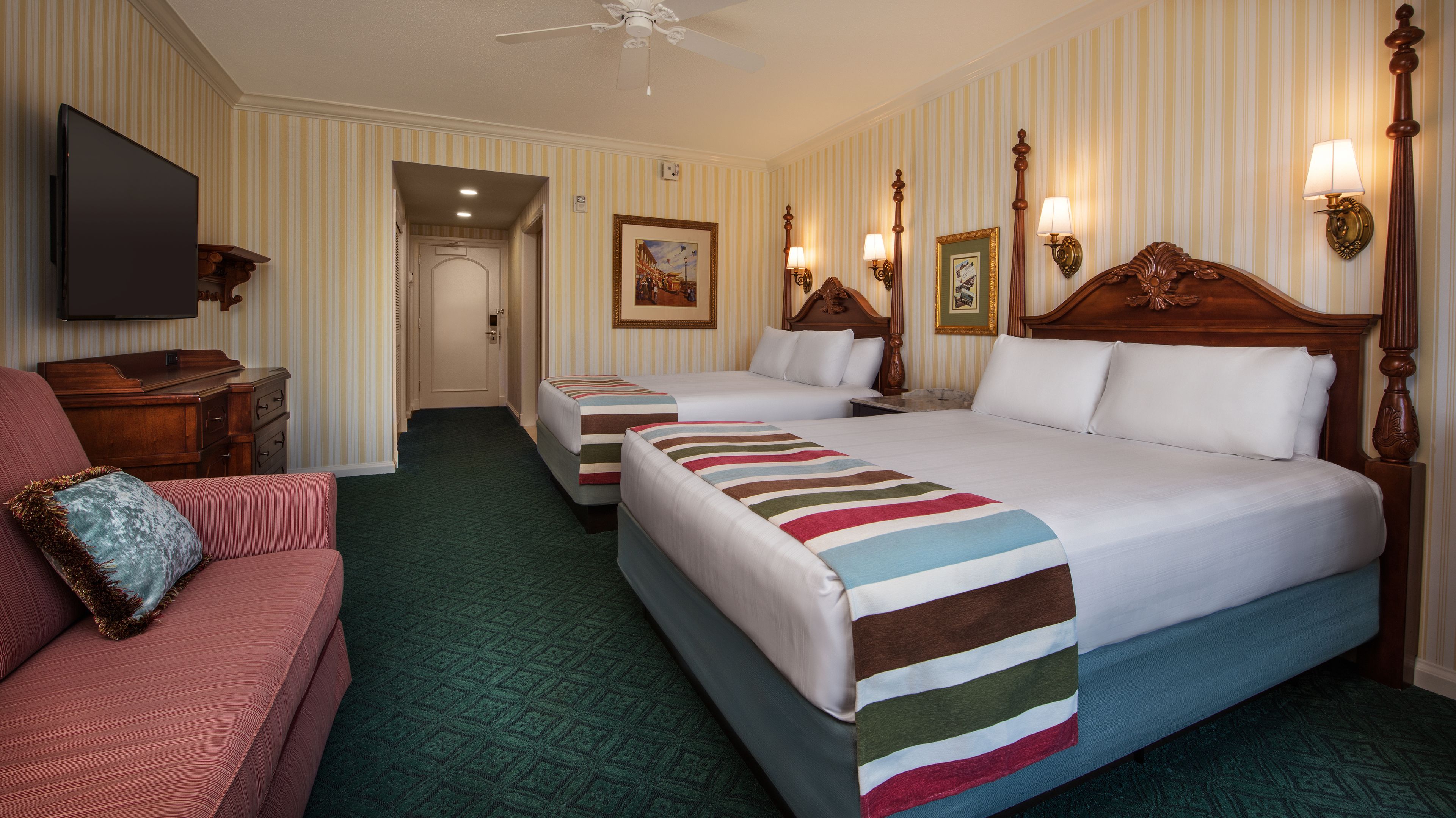 egyptian cotton sheets, premium bedding, pillow-top beds, in-room safe