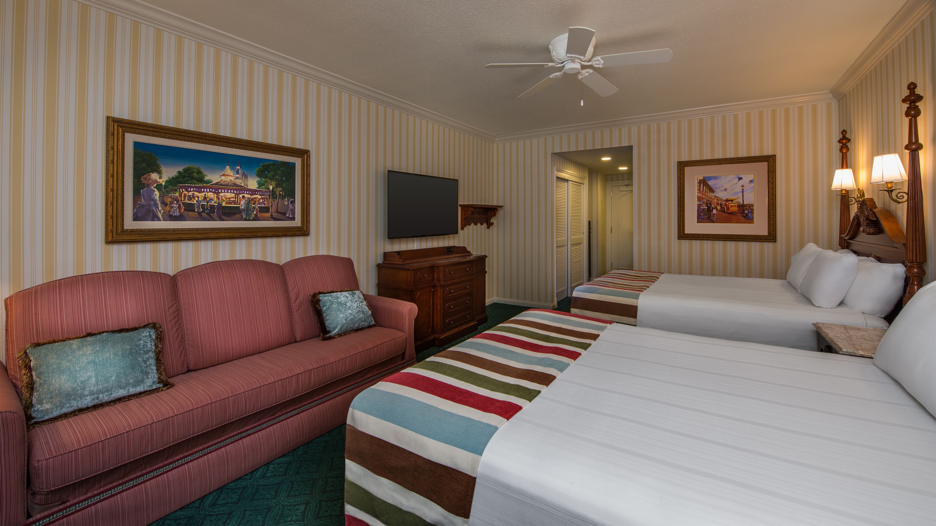 egyptian cotton sheets, premium bedding, pillow-top beds, in-room safe