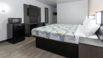 Free WiFi, bed sheets
