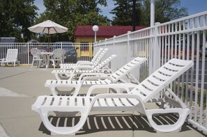 Seasonal outdoor pool