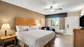 Studio | Desk, iron/ironing board, free WiFi, bed sheets