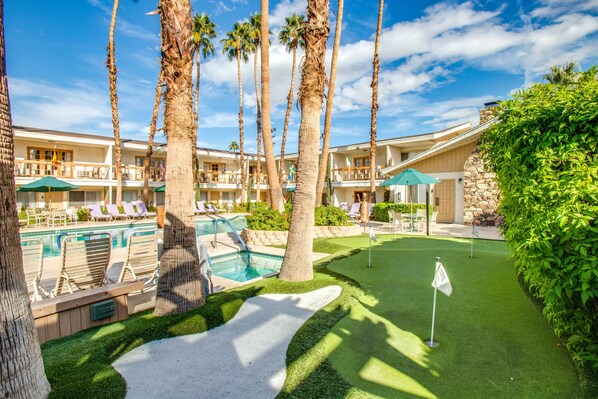 Double Room | Courtyard view