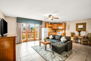 套房, 1 间卧室 | 办公桌、熨斗/熨衣板、免费 WiFi、床单