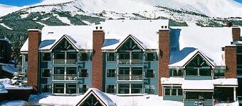River Mountain Lodge