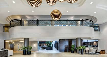 Embassy Suites by Hilton Minneapolis Airport