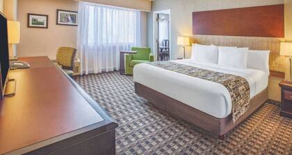 CHN Hotel Monterrey Norte, Trademark Collection by Wyndham