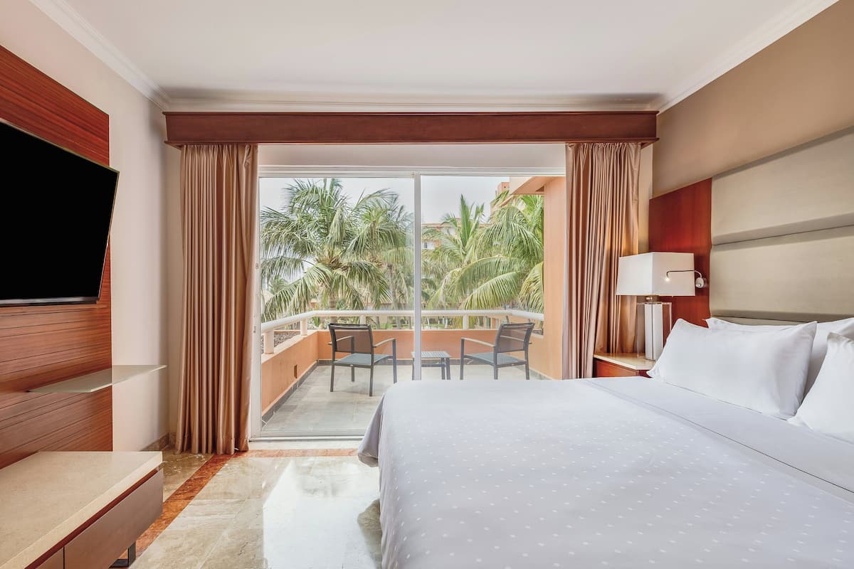 Deluxe-Zimmer | Hochwertige Bettwaren, Daunenbettdecken, Pillowtop-Betten, Minibar