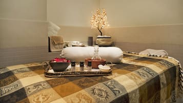 Outdoor treatment area, sauna, body treatments, hydrotherapy