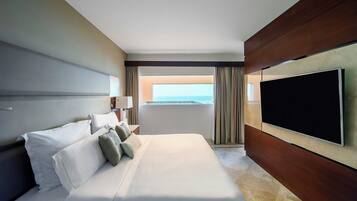 Ropa de cama de alta calidad, edredón, camas con pillow-top y minibar