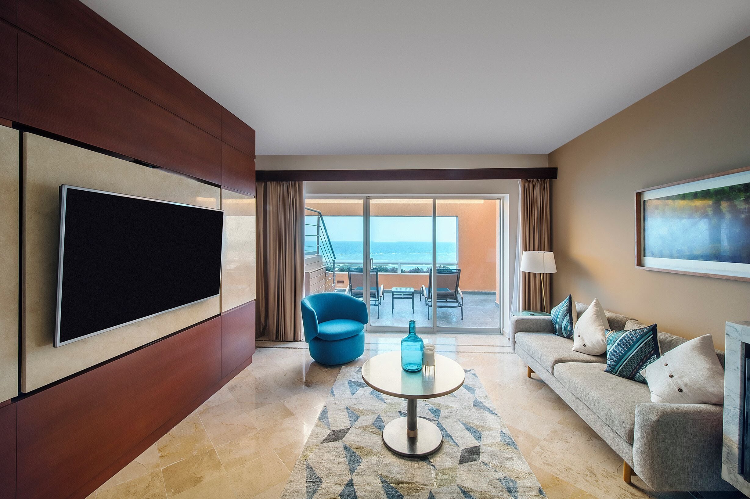 suite (master) | premium bedding, down duvets, pillow-top beds, minibar