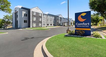 Comfort Inn & Suites Olathe - Kansas City