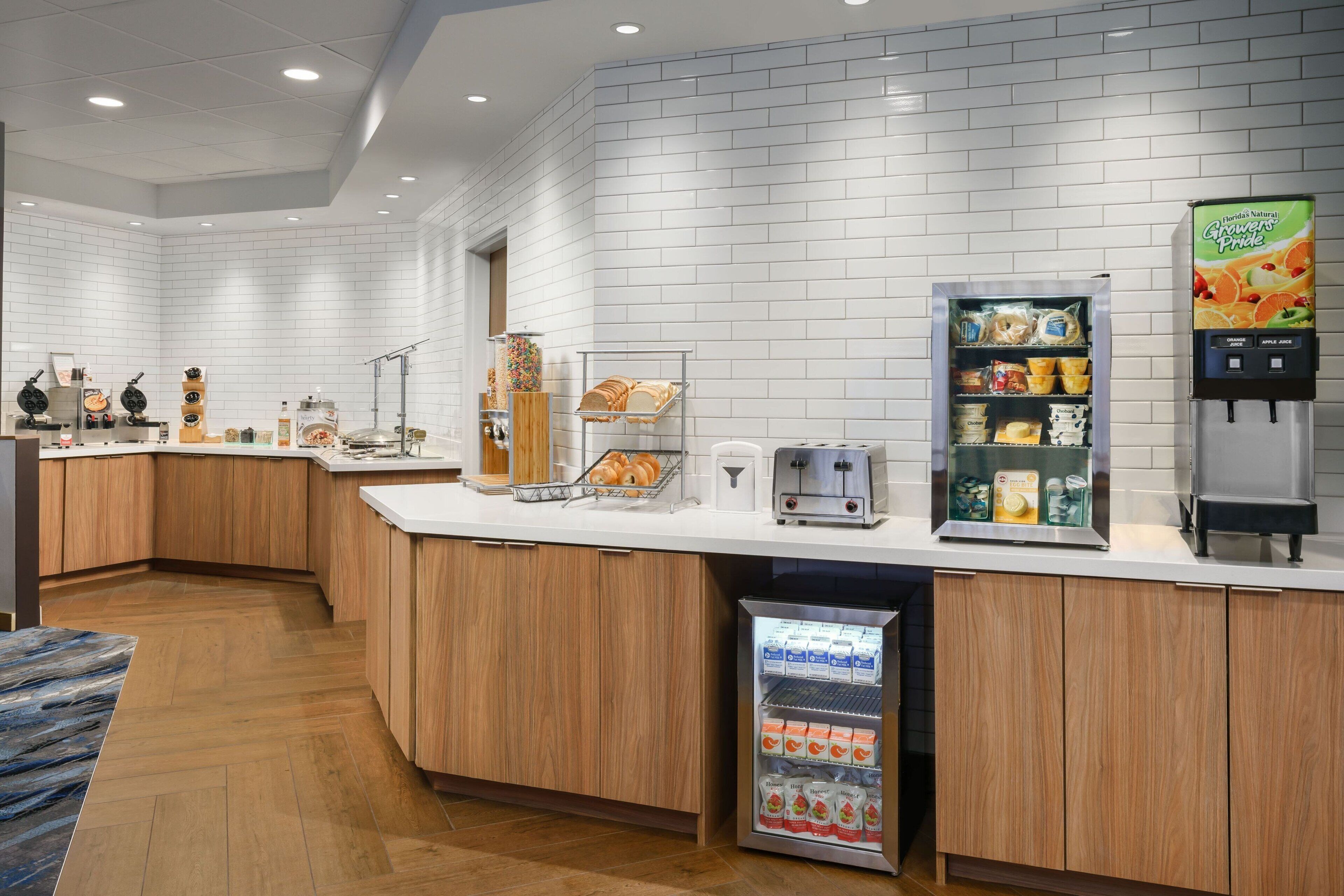Free daily continental breakfast
