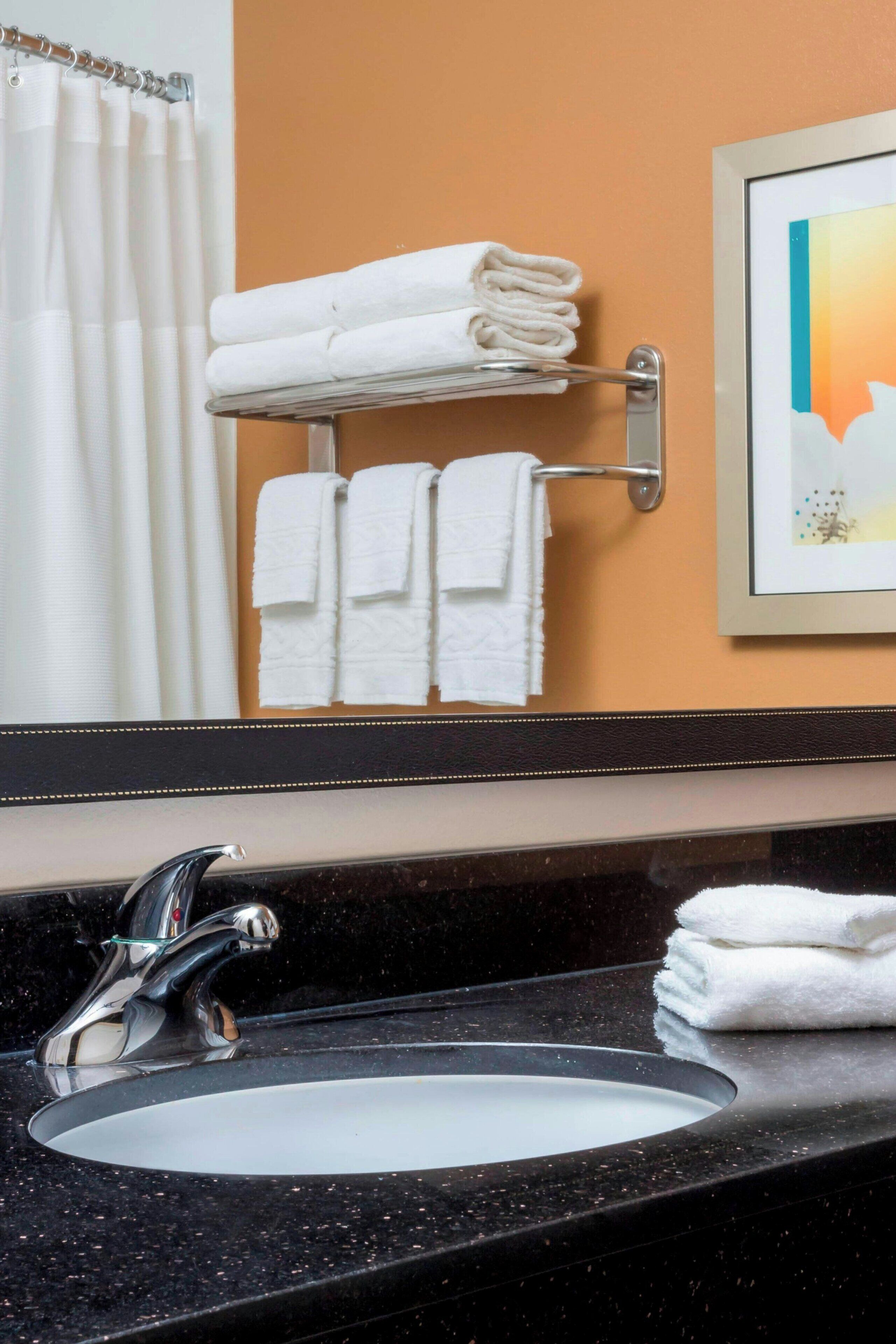 combined shower/bathtub, free toiletries, hair dryer, towels