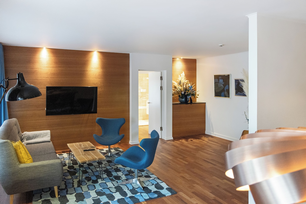 Apartment | Living area | 32-inch flat-screen TV with cable channels, TV