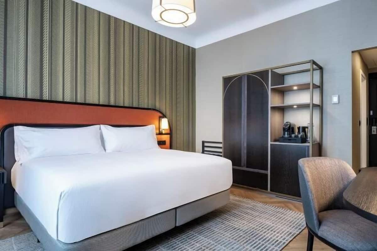 1 habitación, ropa de cama de alta calidad, edredón y minibar