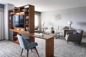 55-inch Smart TV with satellite channels, TV, Netflix