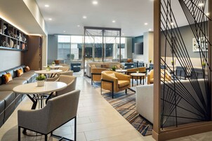 Serves dinner and happy hour