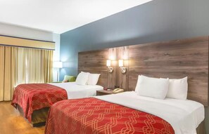 Ropa de cama de alta calidad, escritorio y cortinas blackout