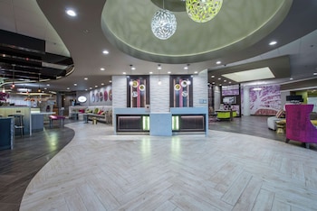 DoubleTree by Hilton Winston Salem - University