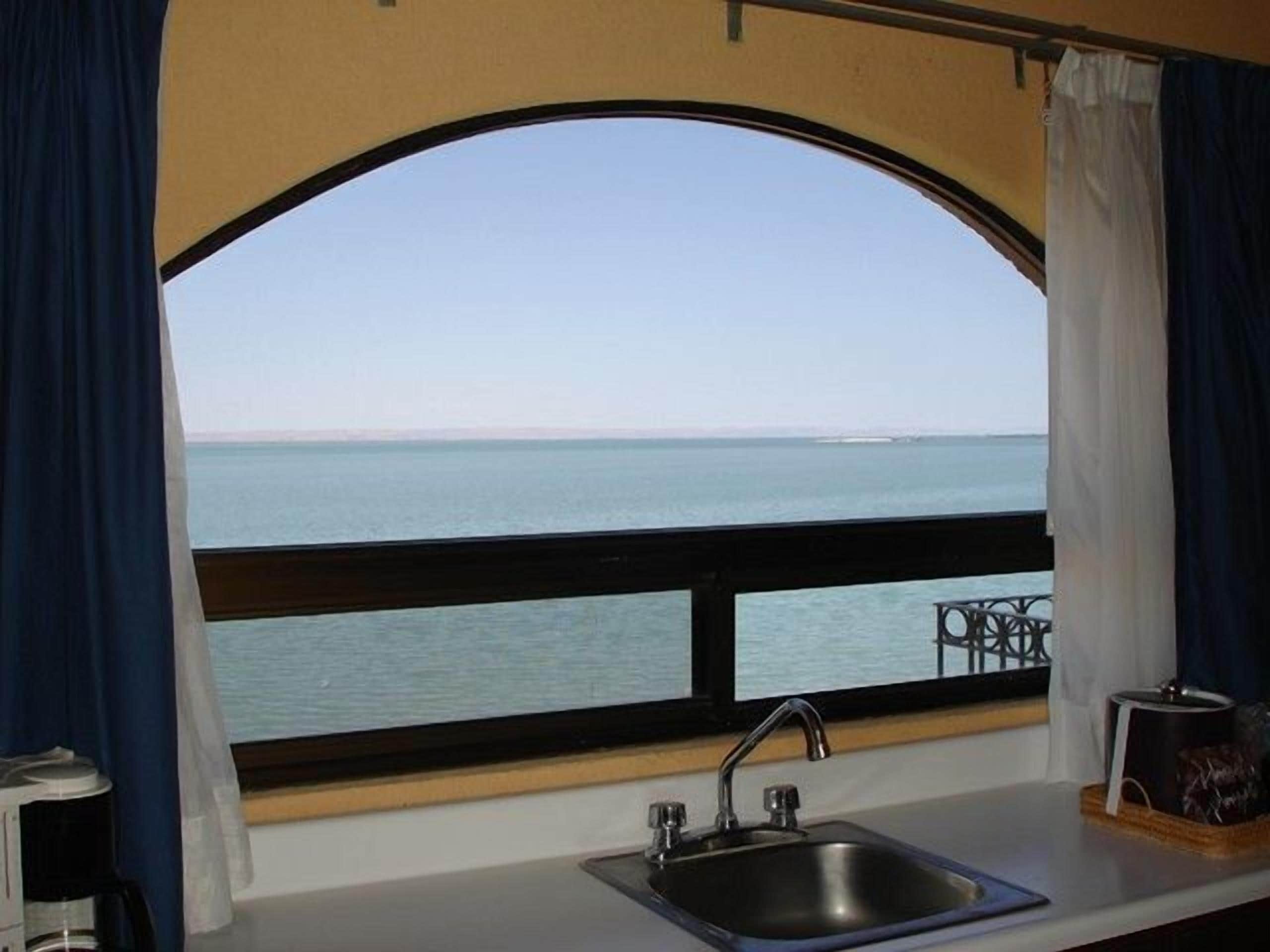 Fridge, microwave, coffee/tea maker