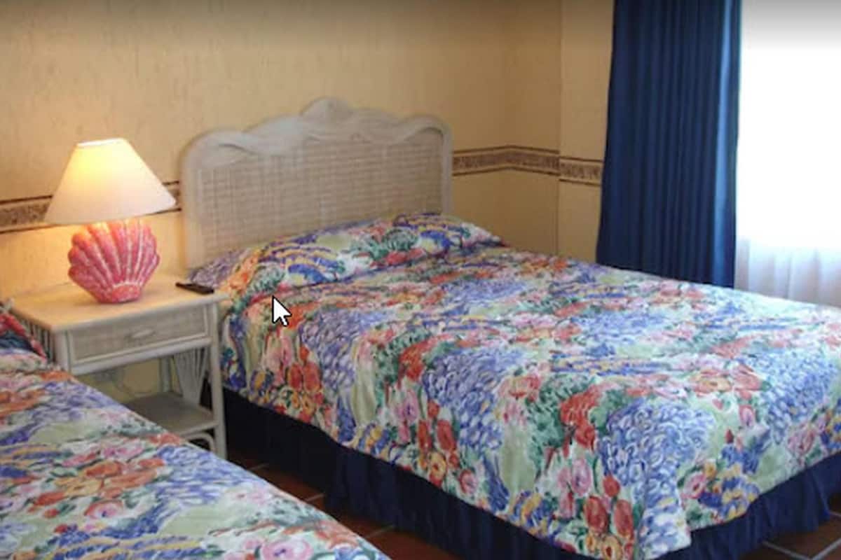 Suite "Dorado"