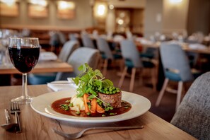 Dining - Oxford Witney Hotel (Witney)