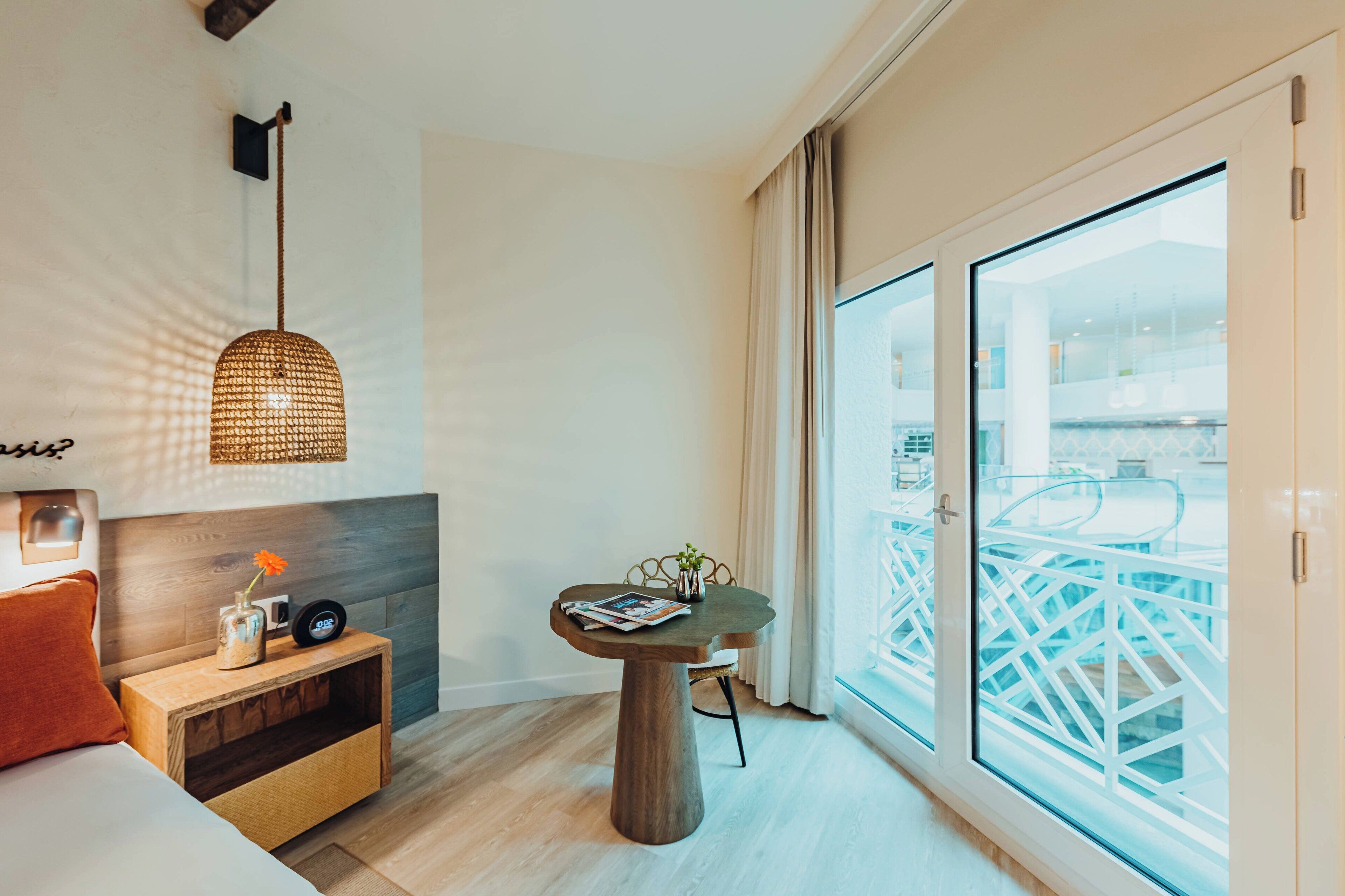 room, 1 king bed, non smoking (view) | 1 bedroom, premium bedding, in-room safe, laptop workspace