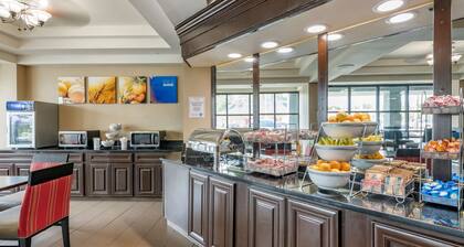Comfort Suites Baymeadows Near Butler Blvd