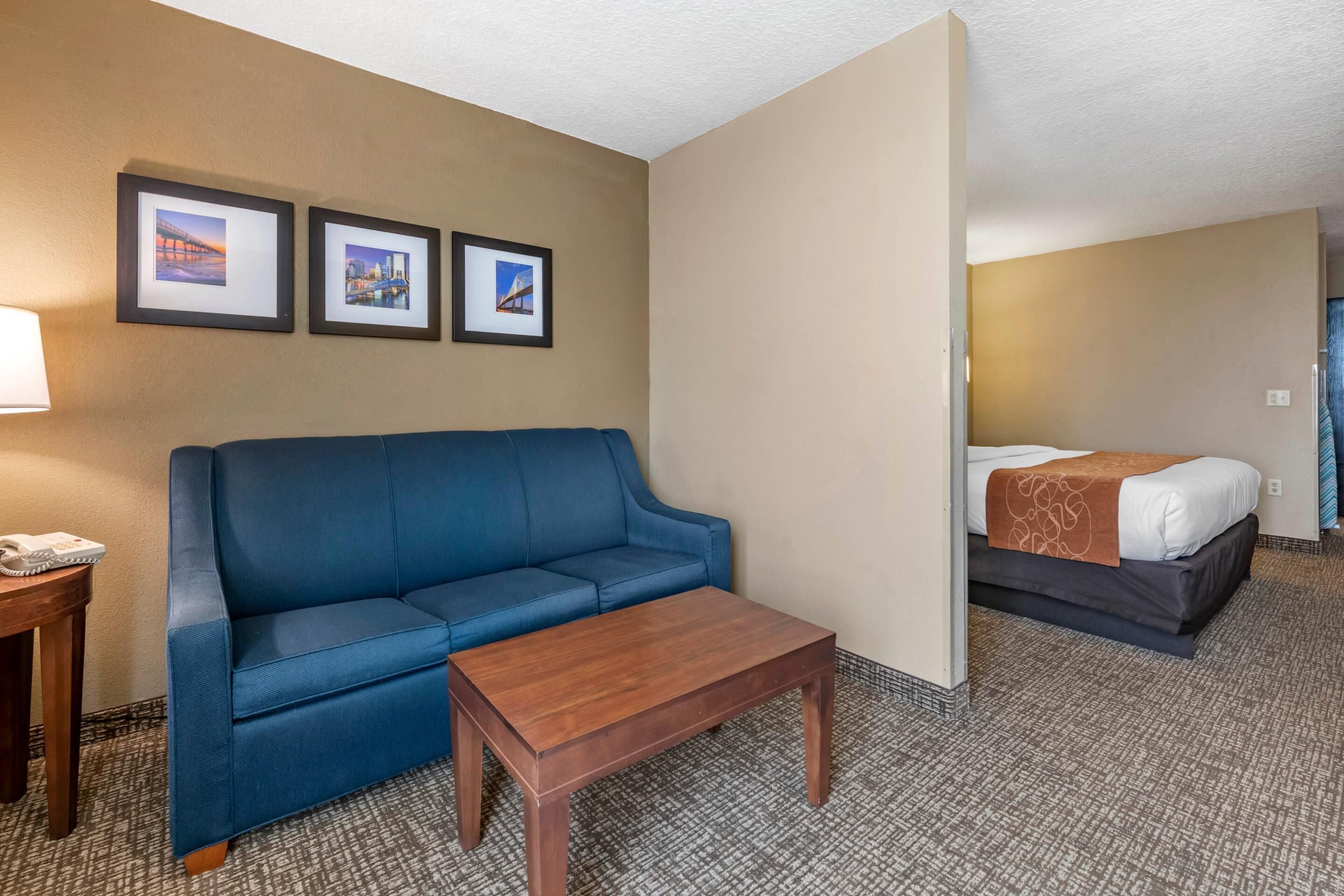 Photo - Comfort Suites Baymeadows Near Butler Blvd