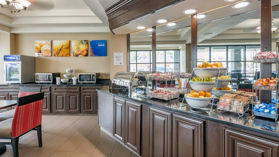Comfort Suites Baymeadows Near Butler Blvd