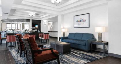 Comfort Suites Baymeadows Near Butler Blvd