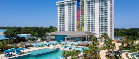 5 outdoor pools, open 9:00 AM to 10:00 PM, pool cabanas (surcharge)