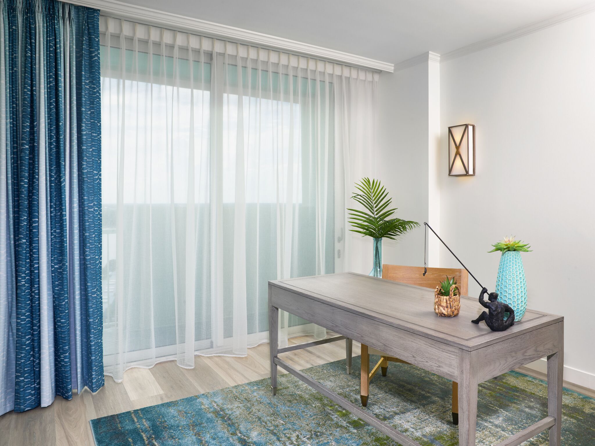 lake view presidential suite | living room | 55-inch flat-screen tv with digital channels, tv