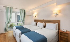 スーペリア トリプルルーム | デスク、アイロン / アイロン台、WiFi