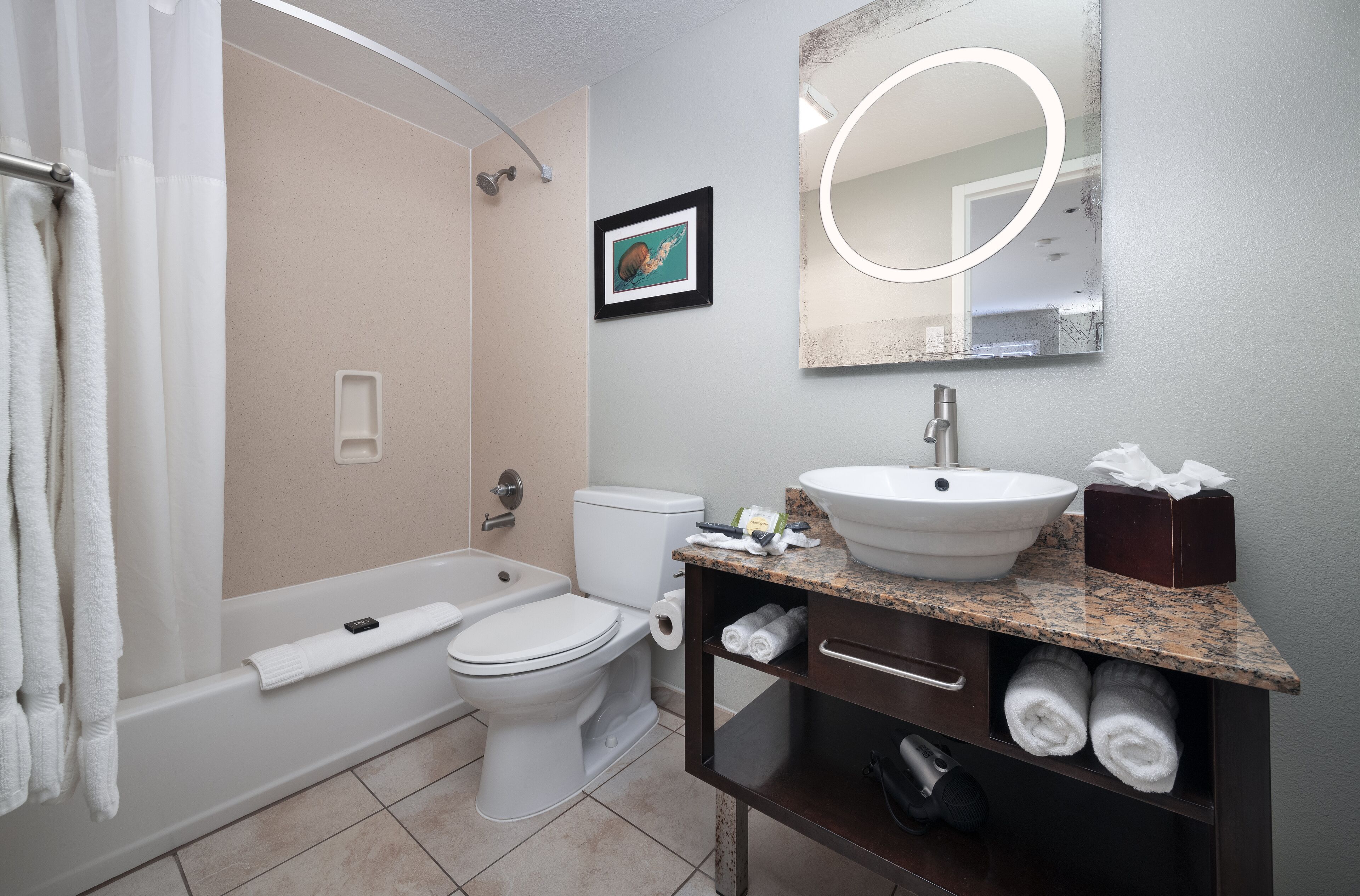 Foto - Mariposa Inn and Suites