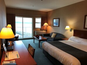 1 bedroom, desk, free WiFi, bed sheets