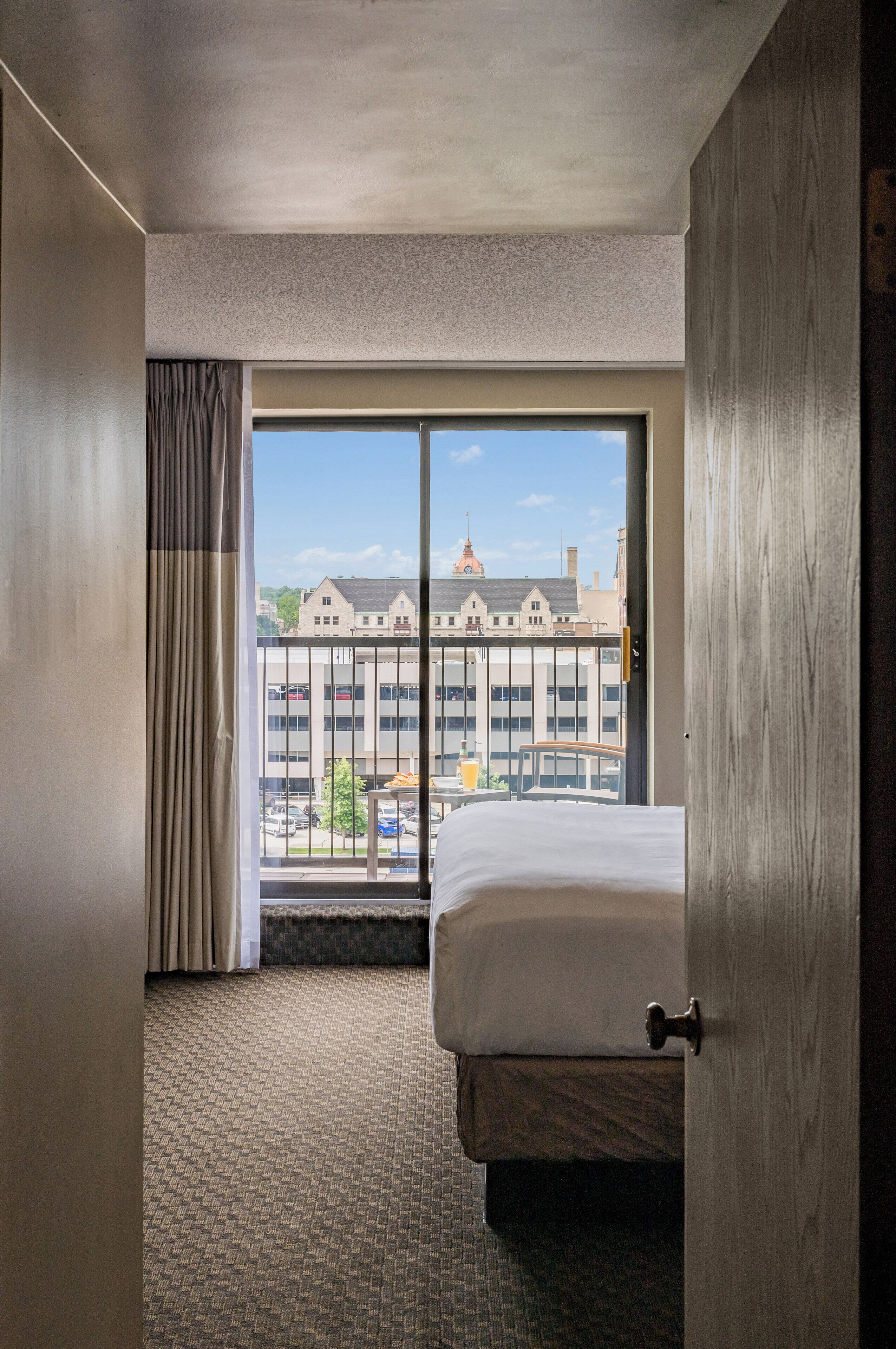 suite, 1 king bed with sofa bed, balcony | premium bedding, pillow-top beds, desk, laptop workspace