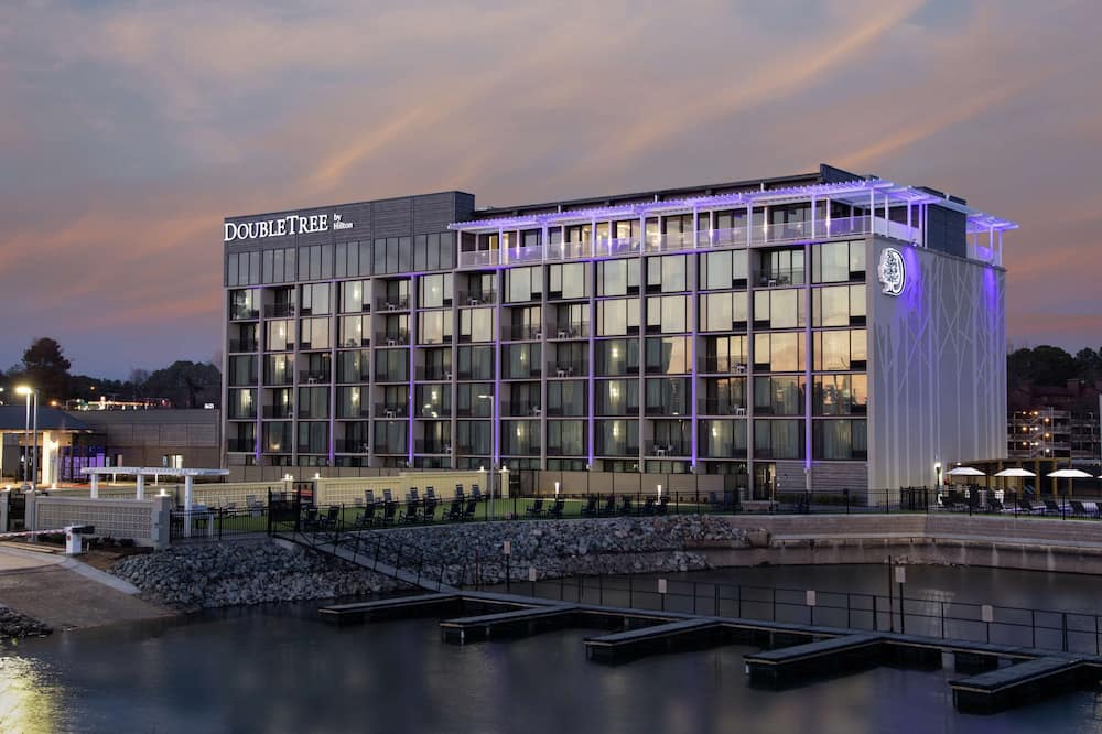 DoubleTree by Hilton Hot Springs