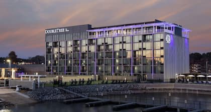 DoubleTree by Hilton Hot Springs