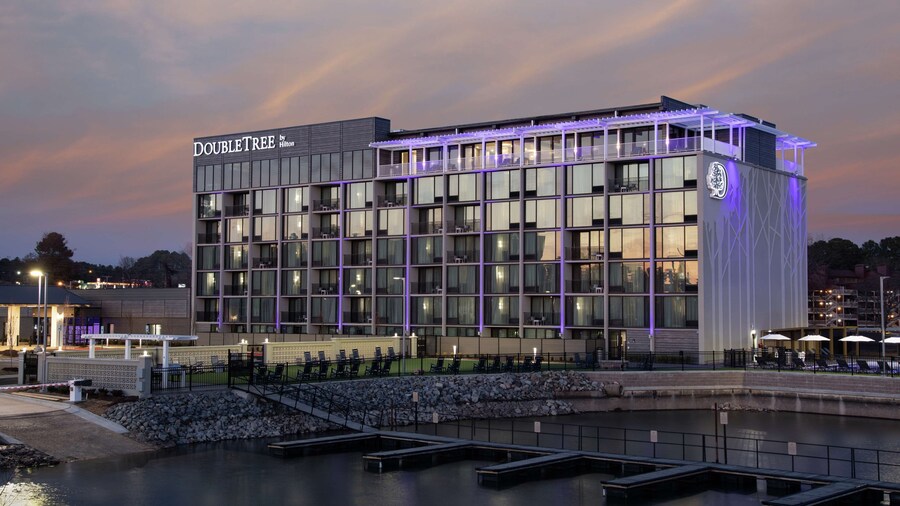 DoubleTree by Hilton Hot Springs