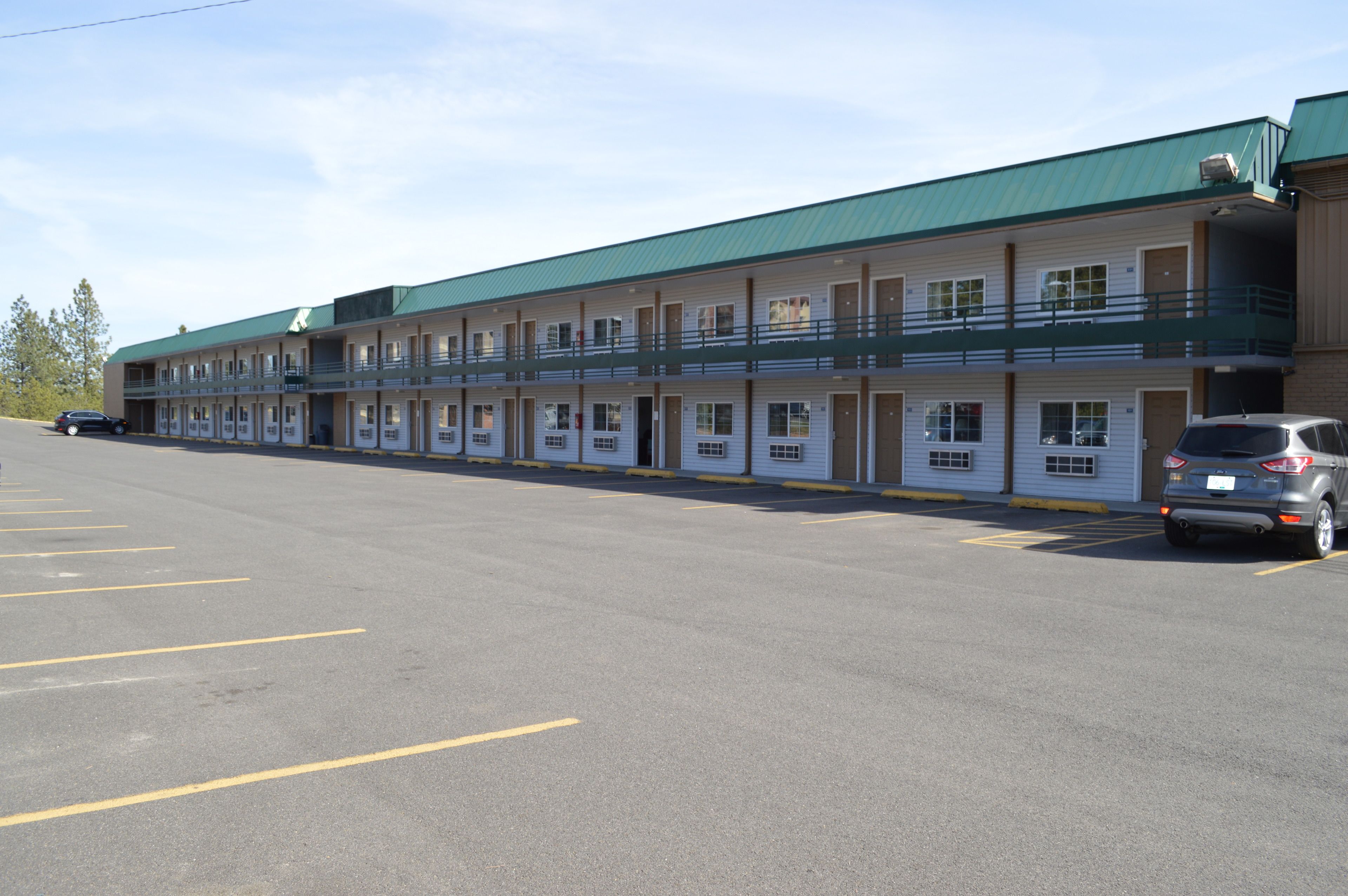 Parkir mandiri gratis