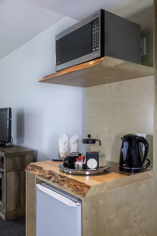 Adara Hotel Whistler by null