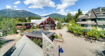 Adara Hotel