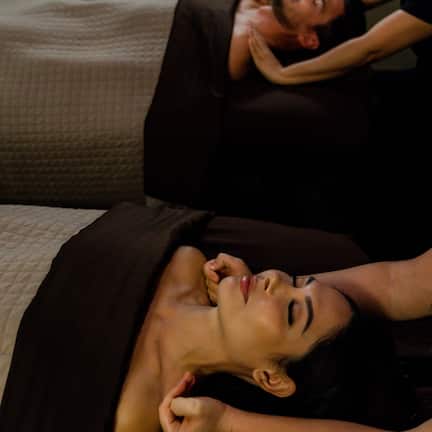 Couples treatment rooms, sauna, steam room, body treatments