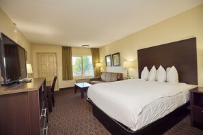 Ropa de cama de alta calidad, colchones con pillow-top y escritorio