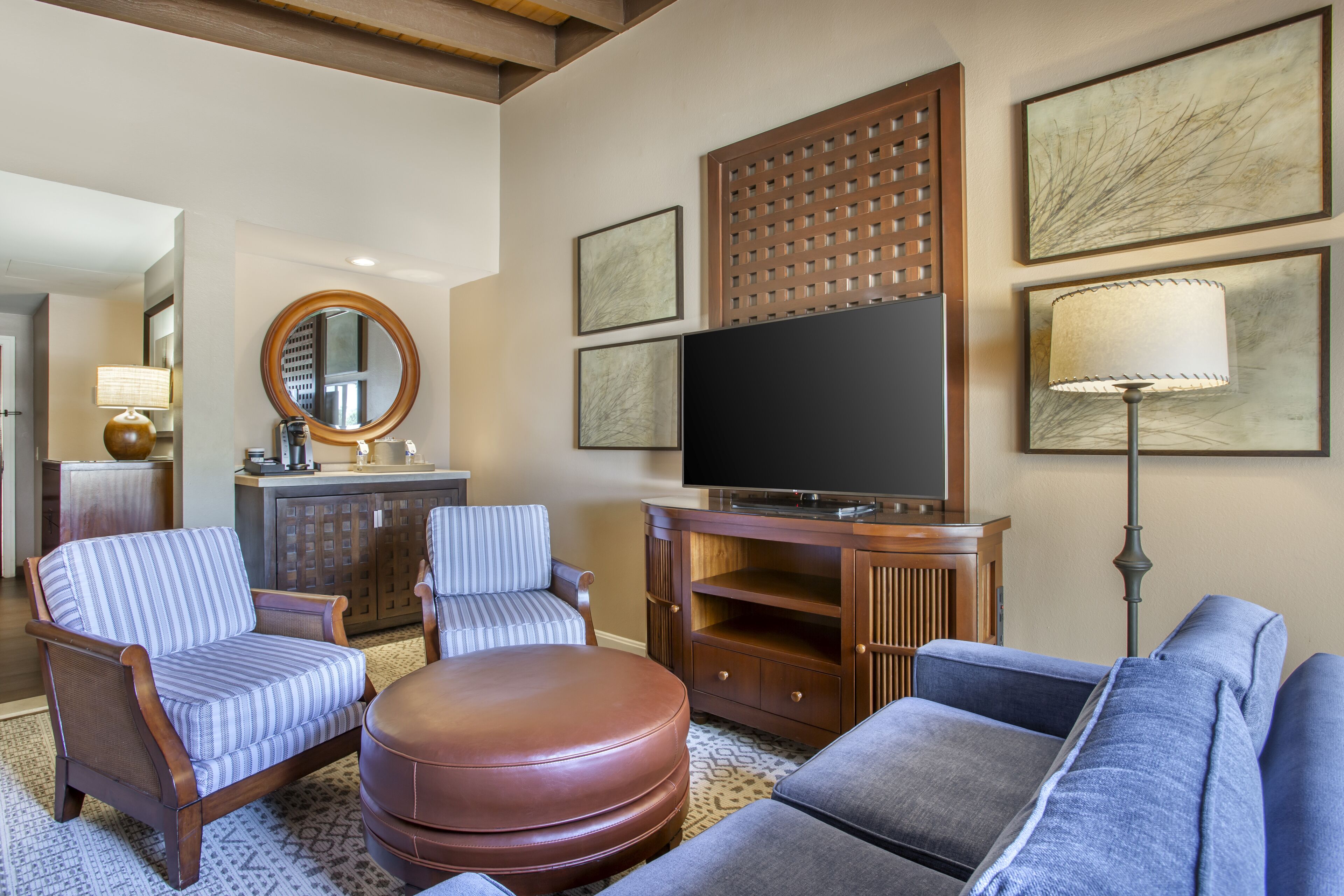 premium bedding, down duvets, in-room safe, desk