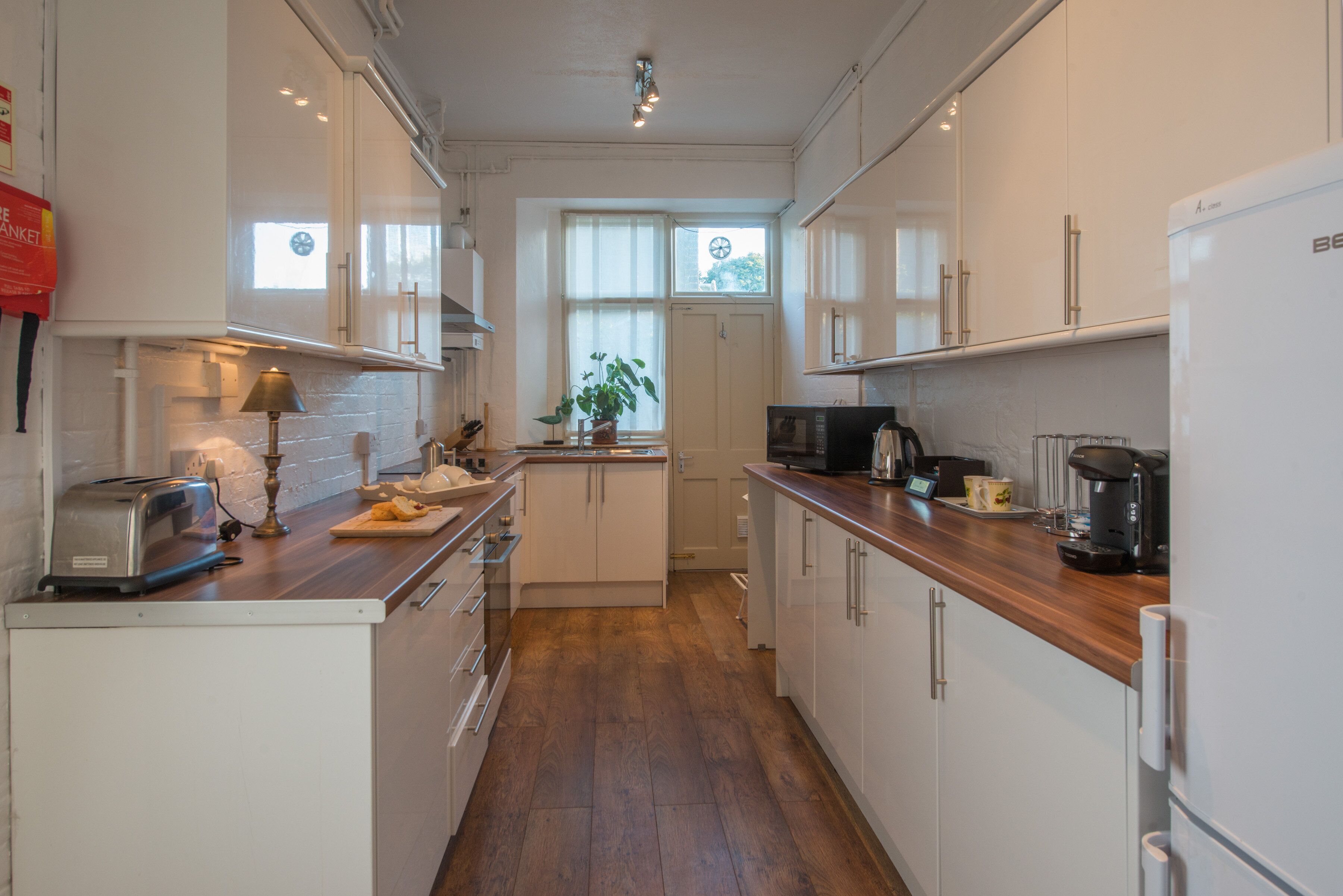 coffee/tea maker, electric kettle