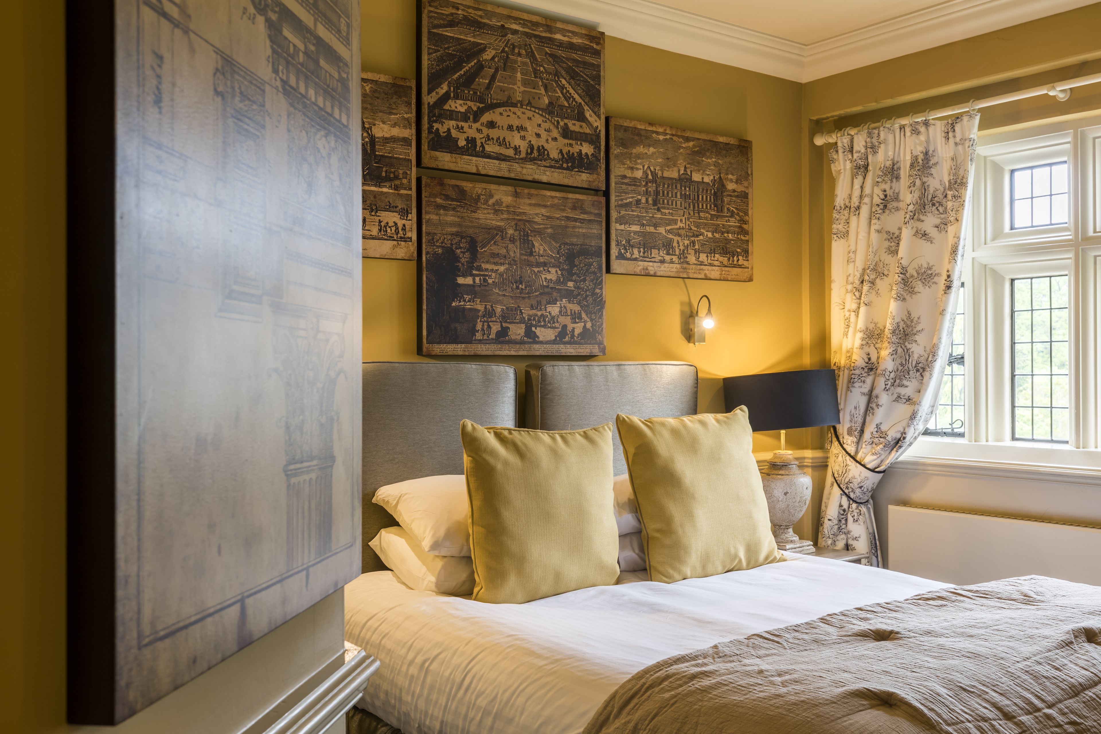 standard double room | in-room safe, desk, iron/ironing board, free wifi